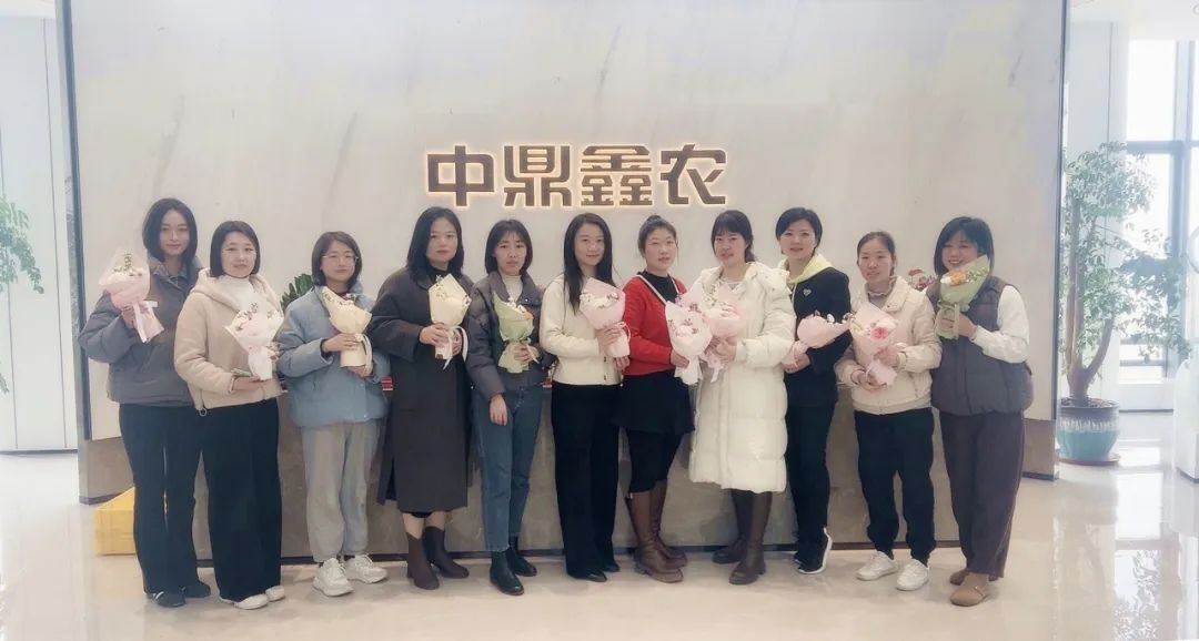 寵愛女神節(jié)，鼎鑫集團送出花海與甜蜜驚喜！